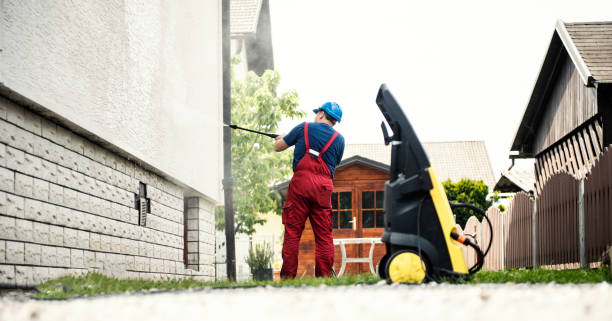 Best Commercial Pressure Washing  in Clinton, MI